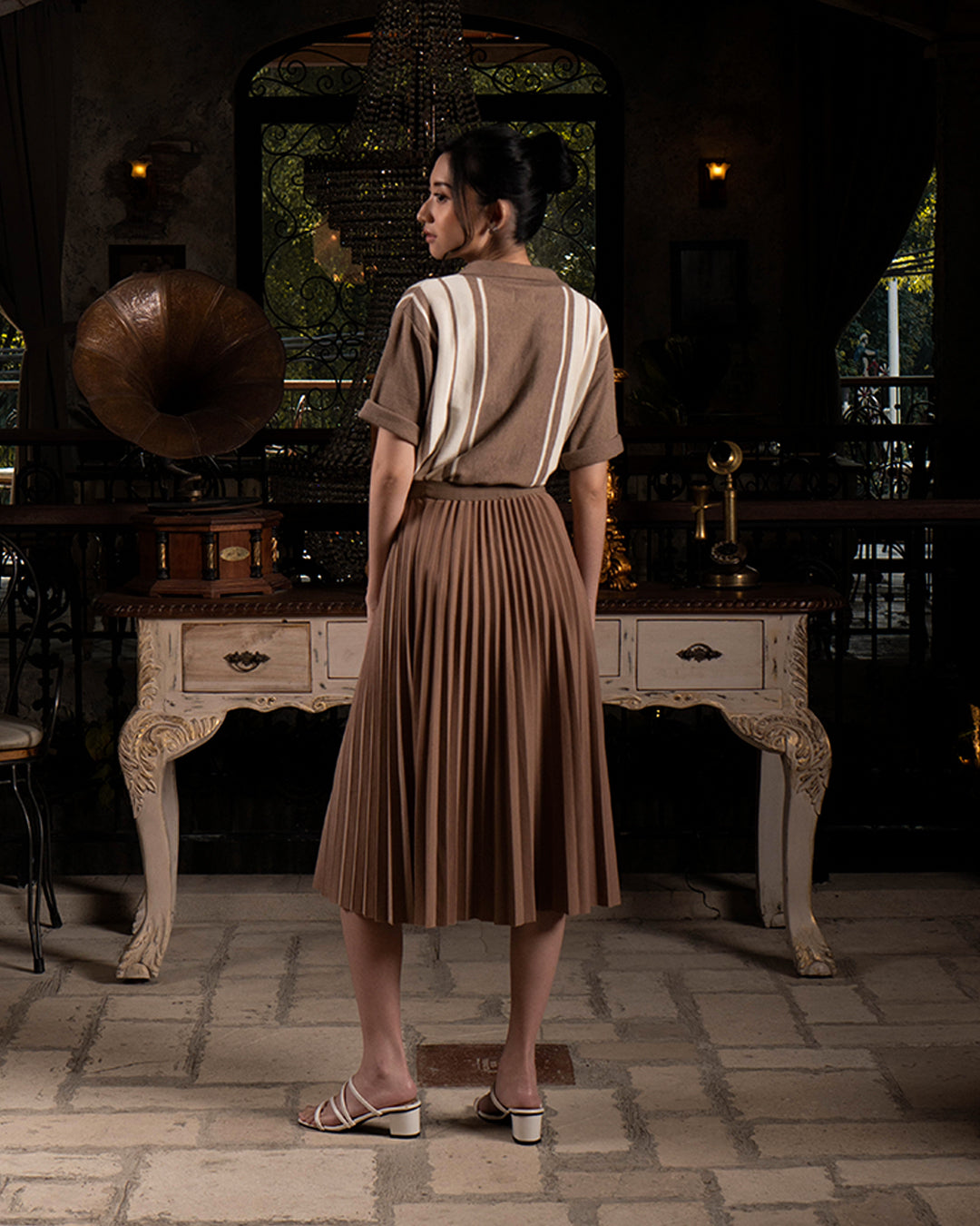 Roma II - Light Brown