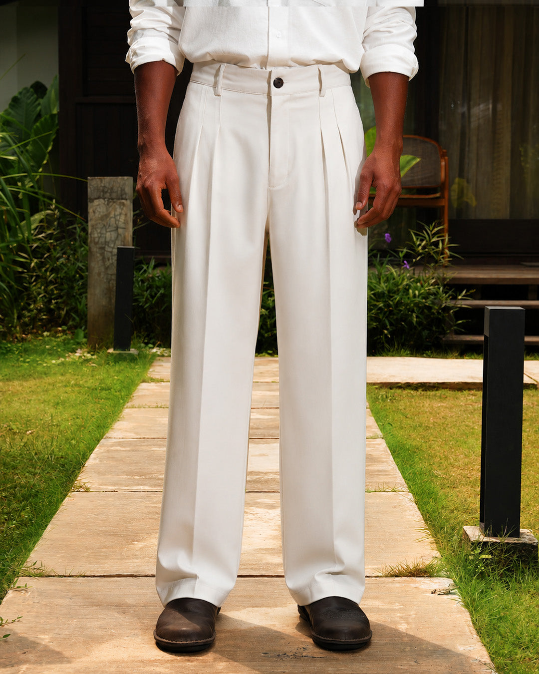 Modern Fit Chino Pants - White