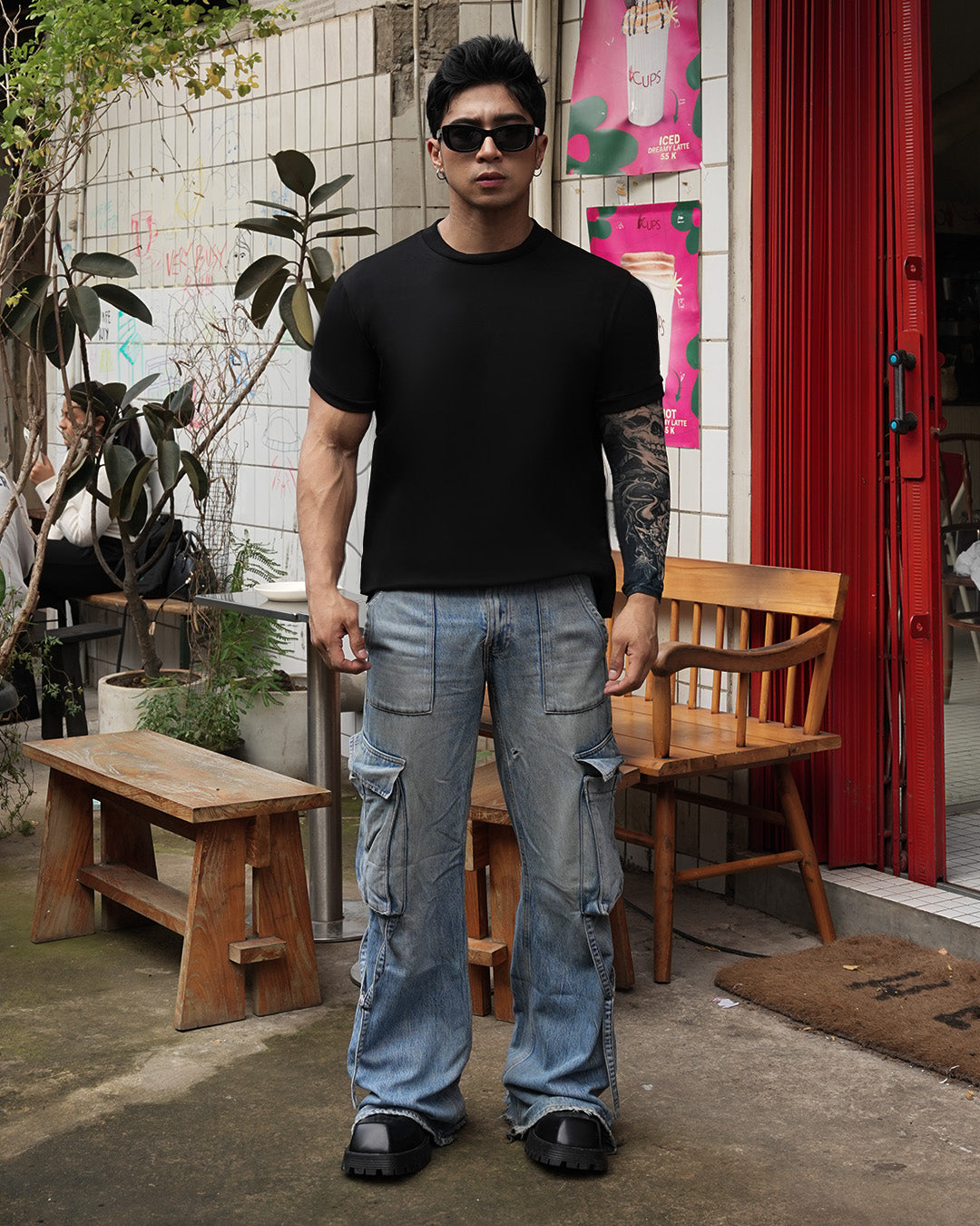 Body Fit T-Shirt - Black