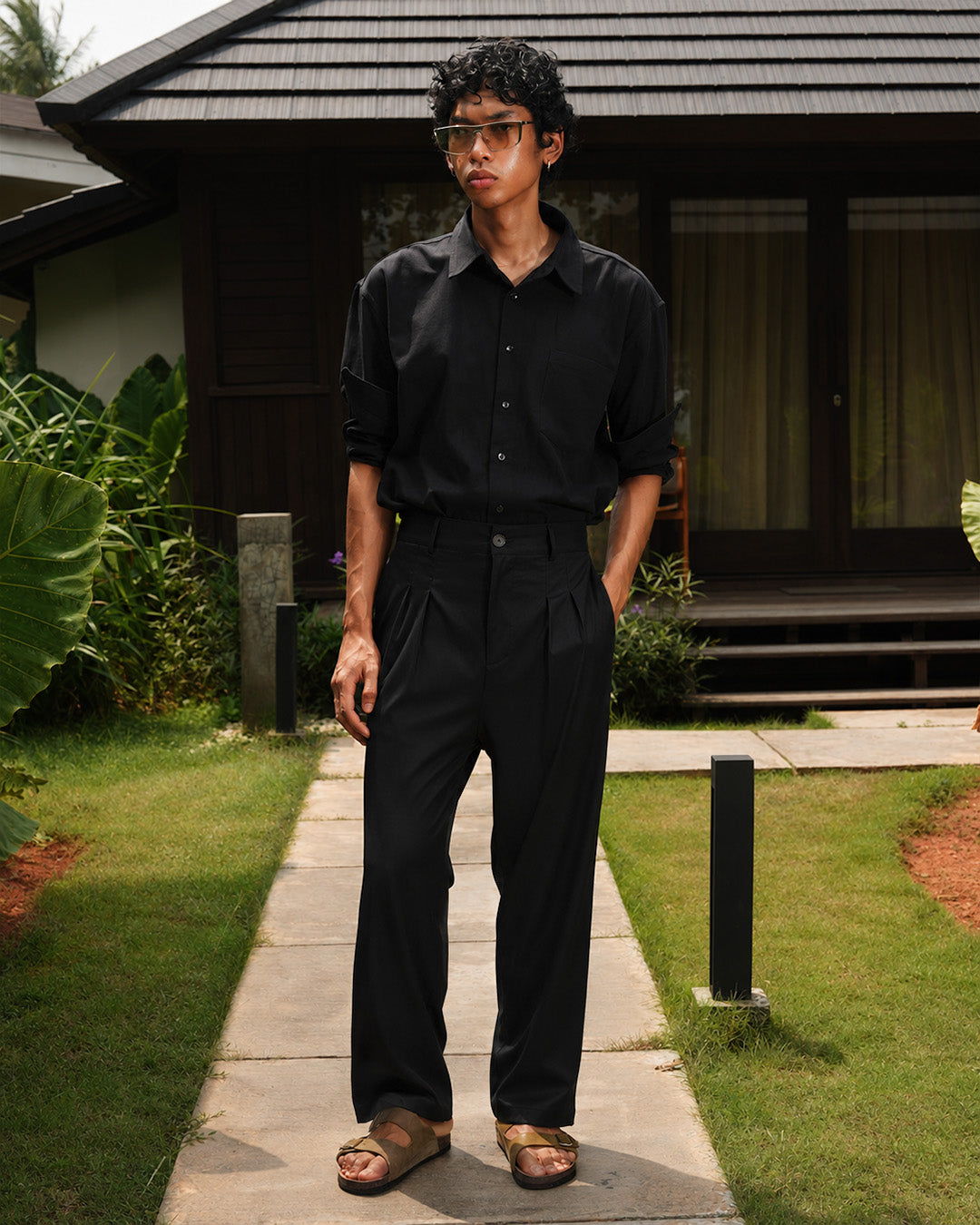 Modern Fit Chino Pants - Black