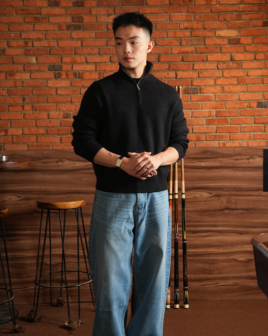 Minimal Knitwear Half Zip - Black