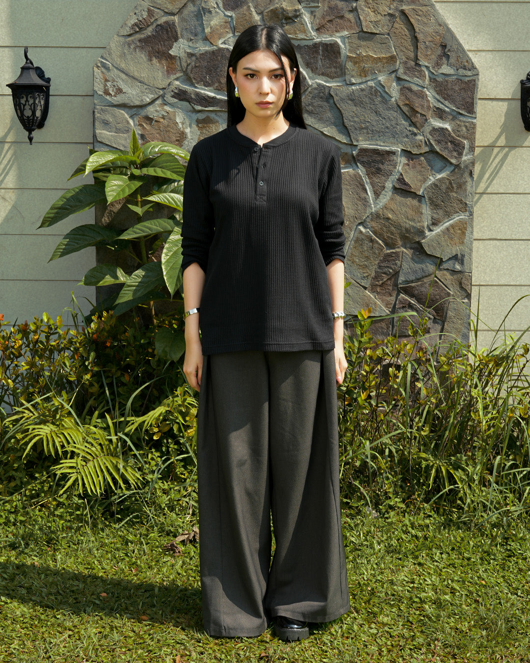 Basic Henley Shirt - Black