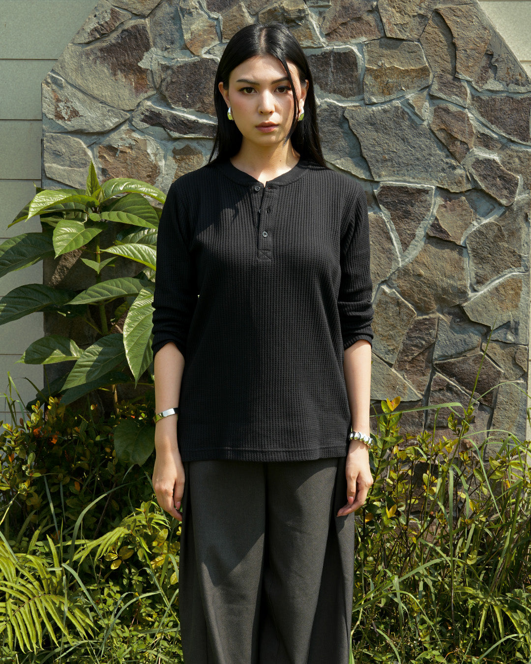 Basic Henley Shirt - Black