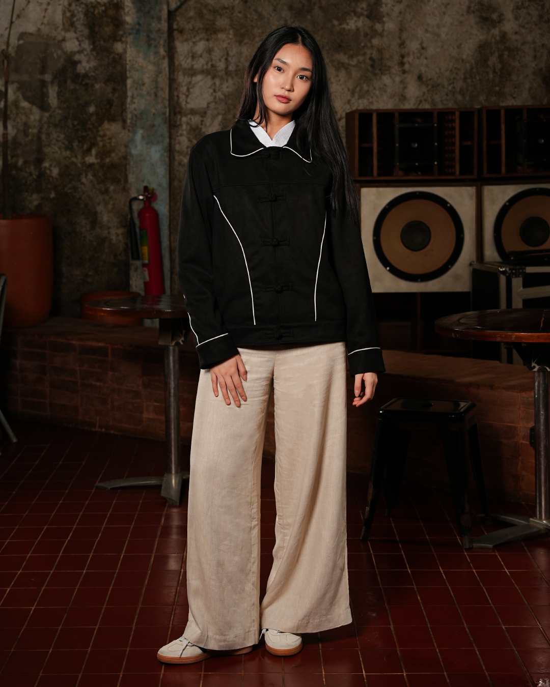 Accent Suede Chongsam Jacket - Black