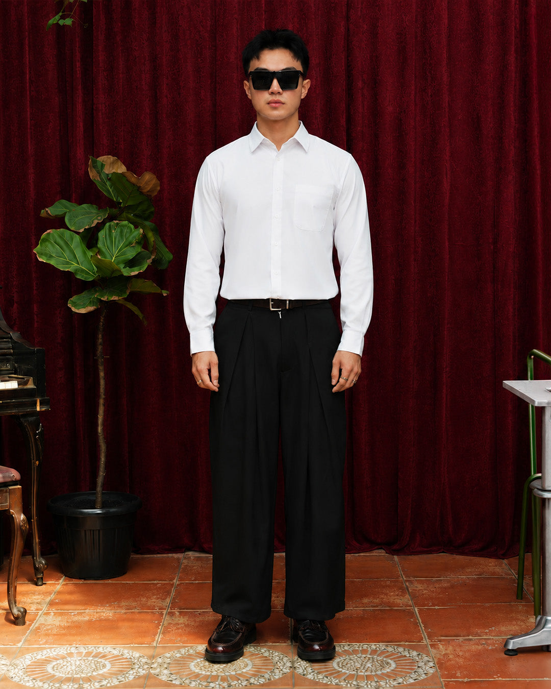 Kemeja Pria Basic Slim Fit - White