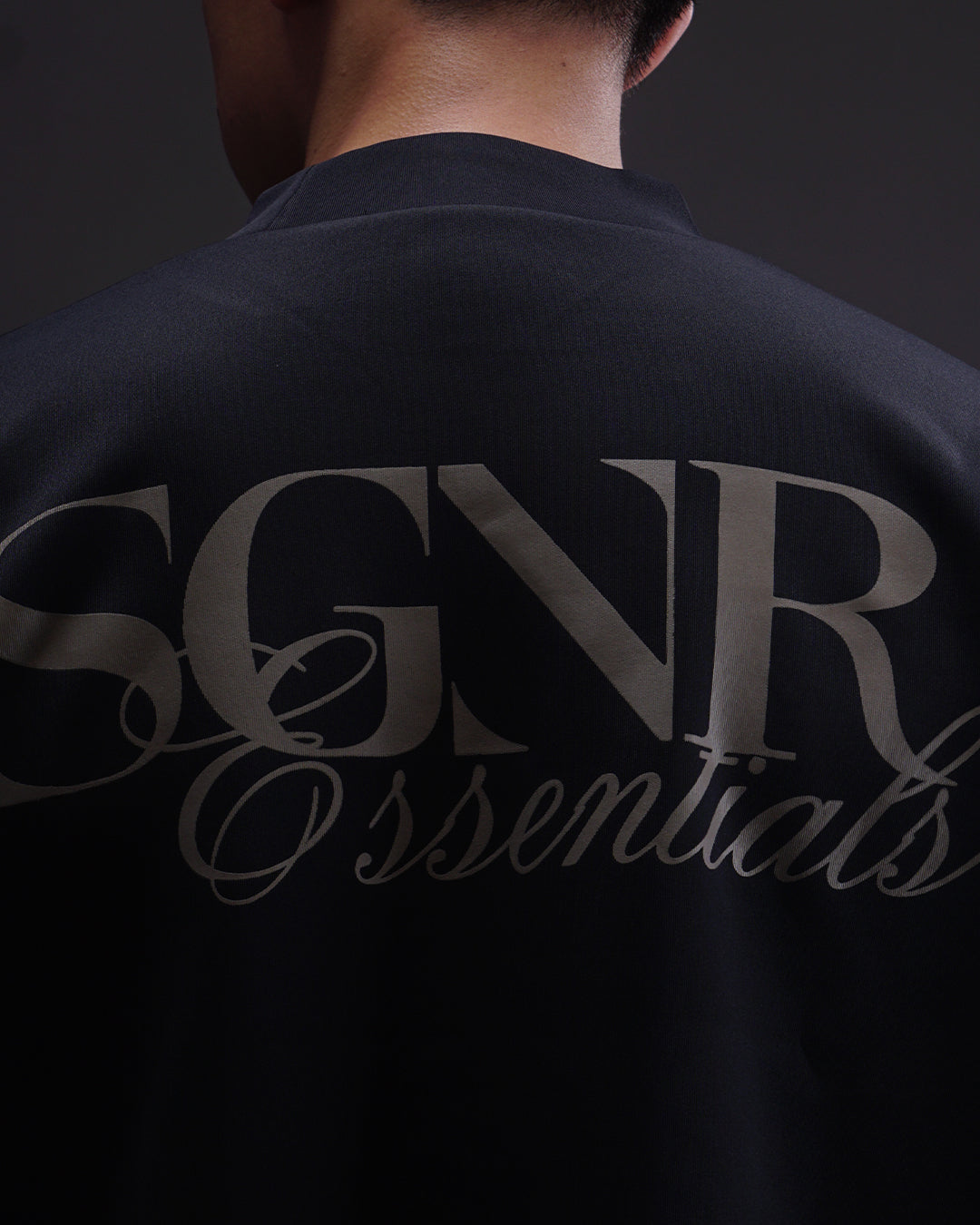 Overboxy SGNR - Black