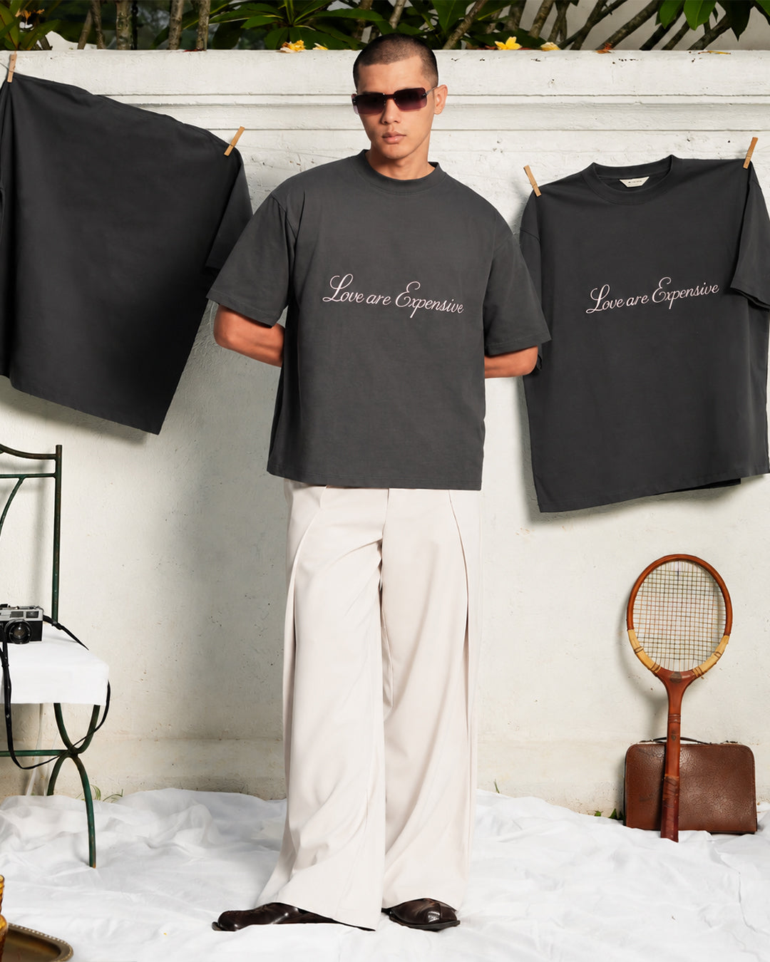 Bordir T-shirt Love are expensive