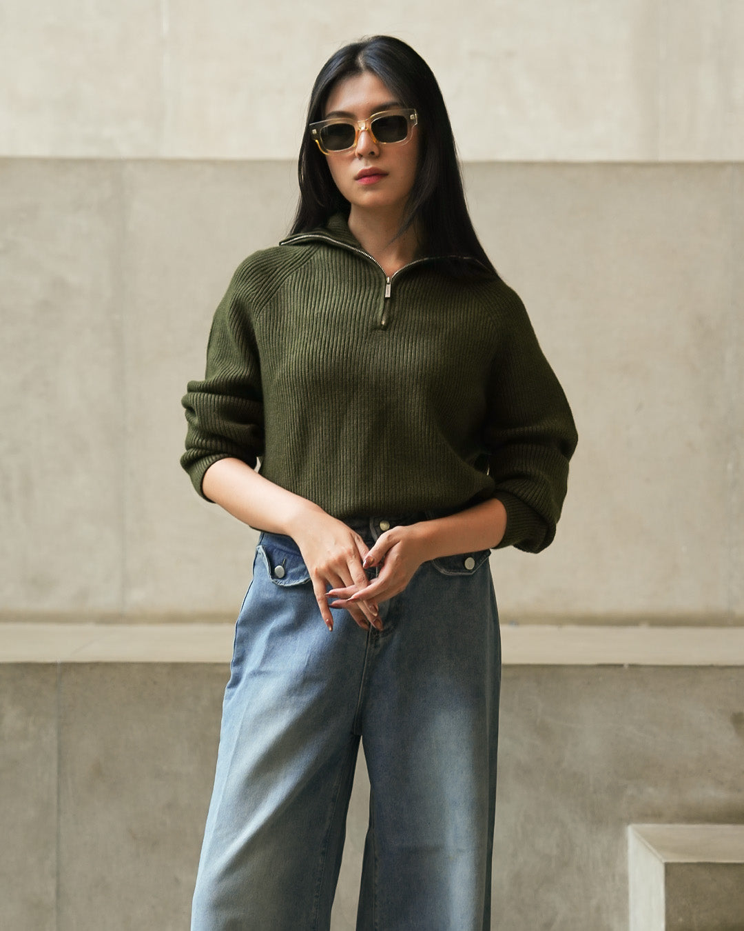 Minimal Knitwear Half Zip - Olive
