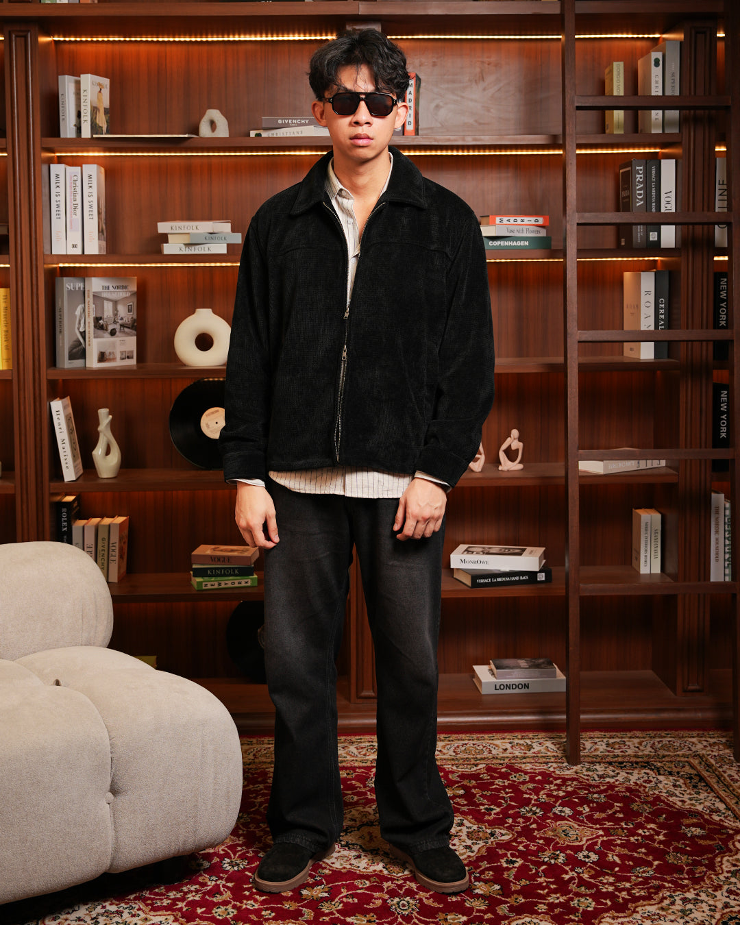 Corduroy Seaweed Minimal Jacket - Black