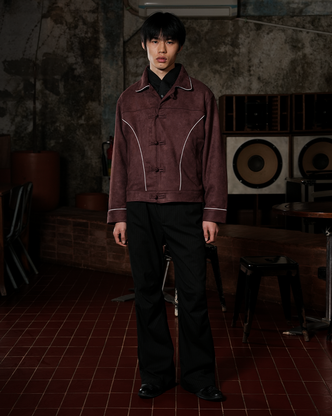 Accent Suede Chongsam Jacket - Maroon