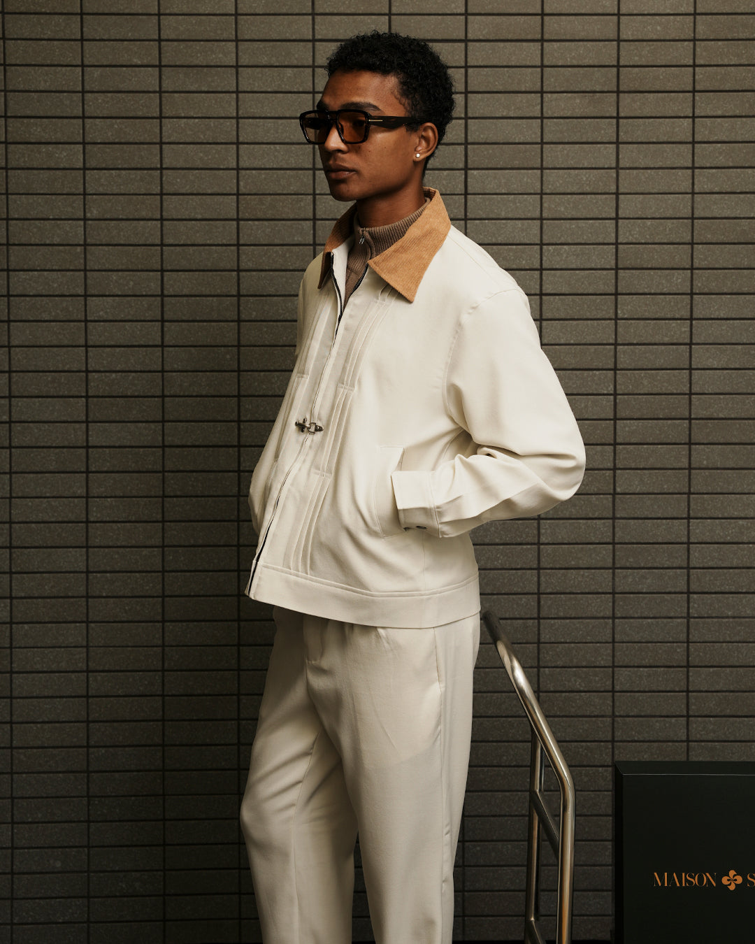 Monaco Clasp Jacket - Offwhite