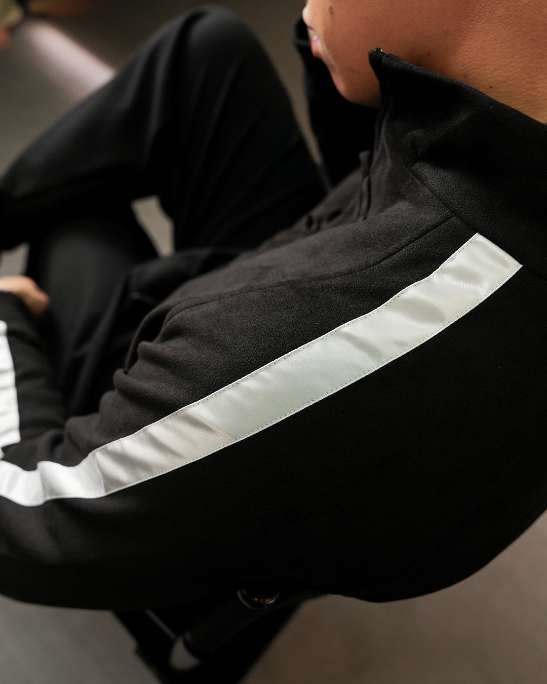 Chongsam Suede Jacket - Black