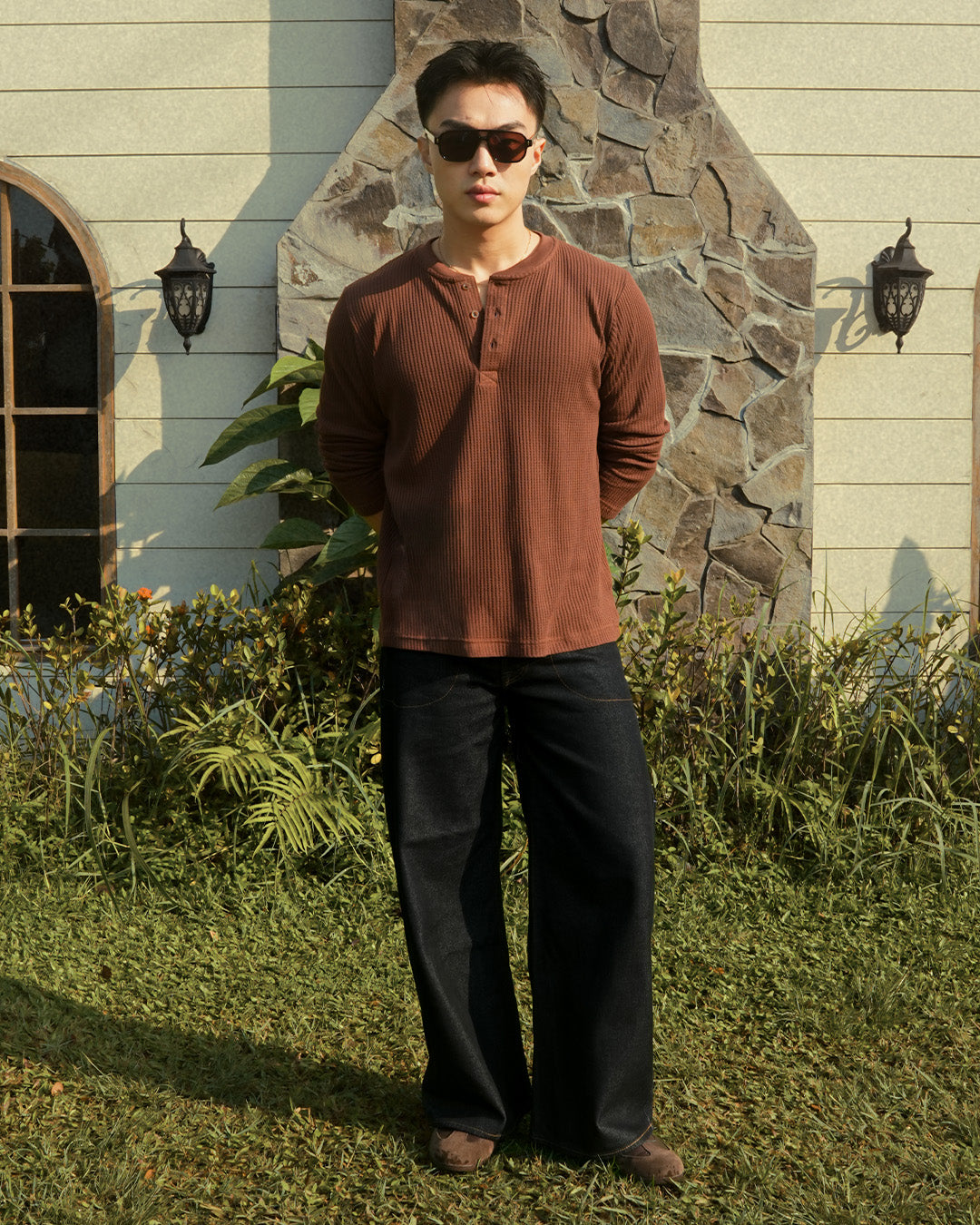 Basic Henley Shirt - Brown