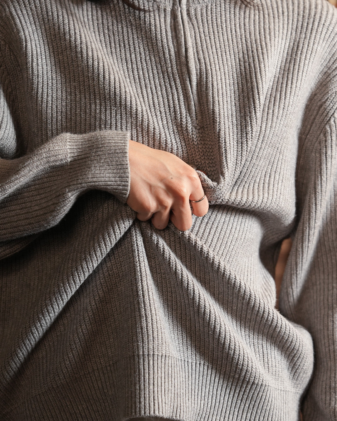 Minimal Knitwear Half Zip - Gray