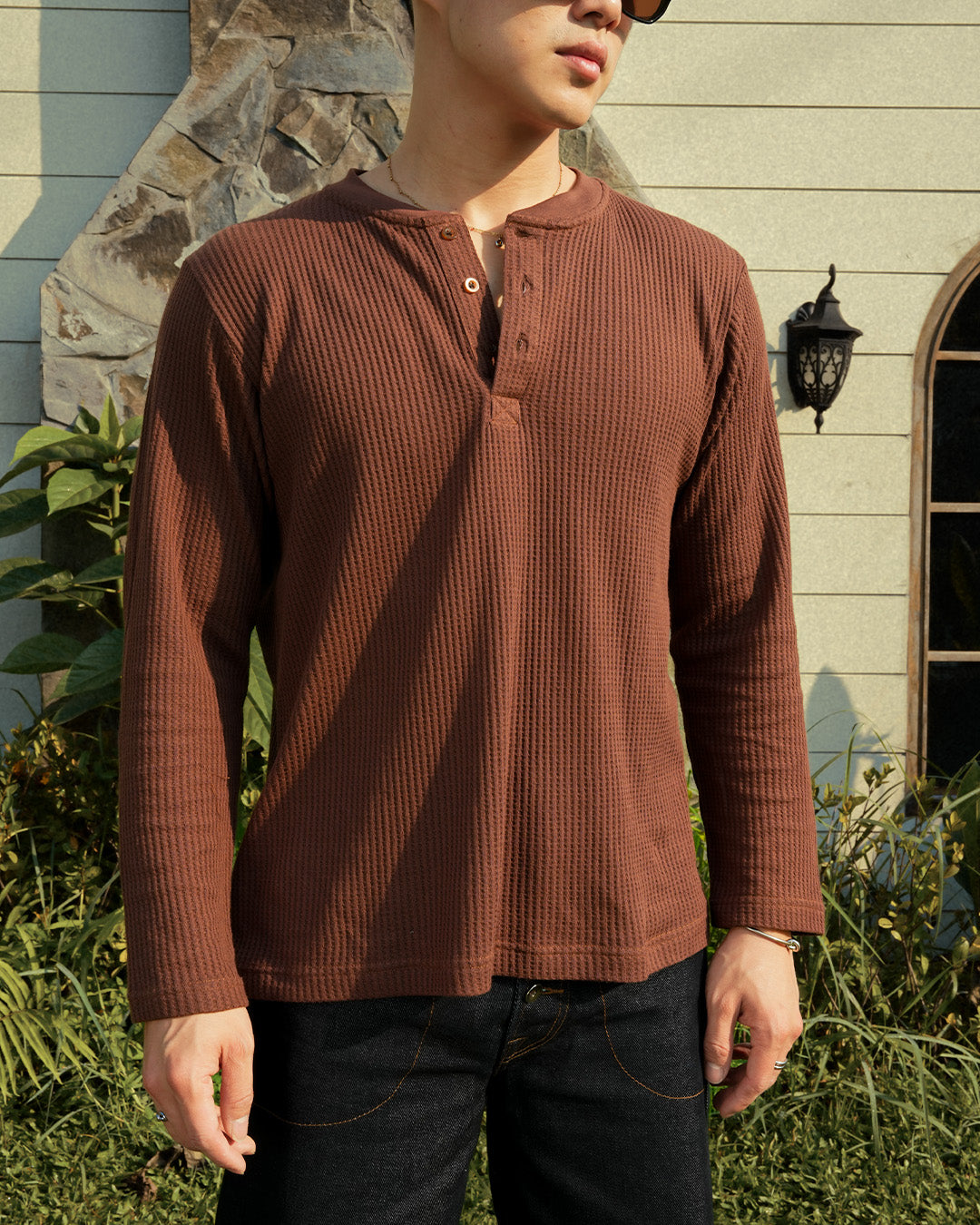 Basic Henley Shirt - Brown