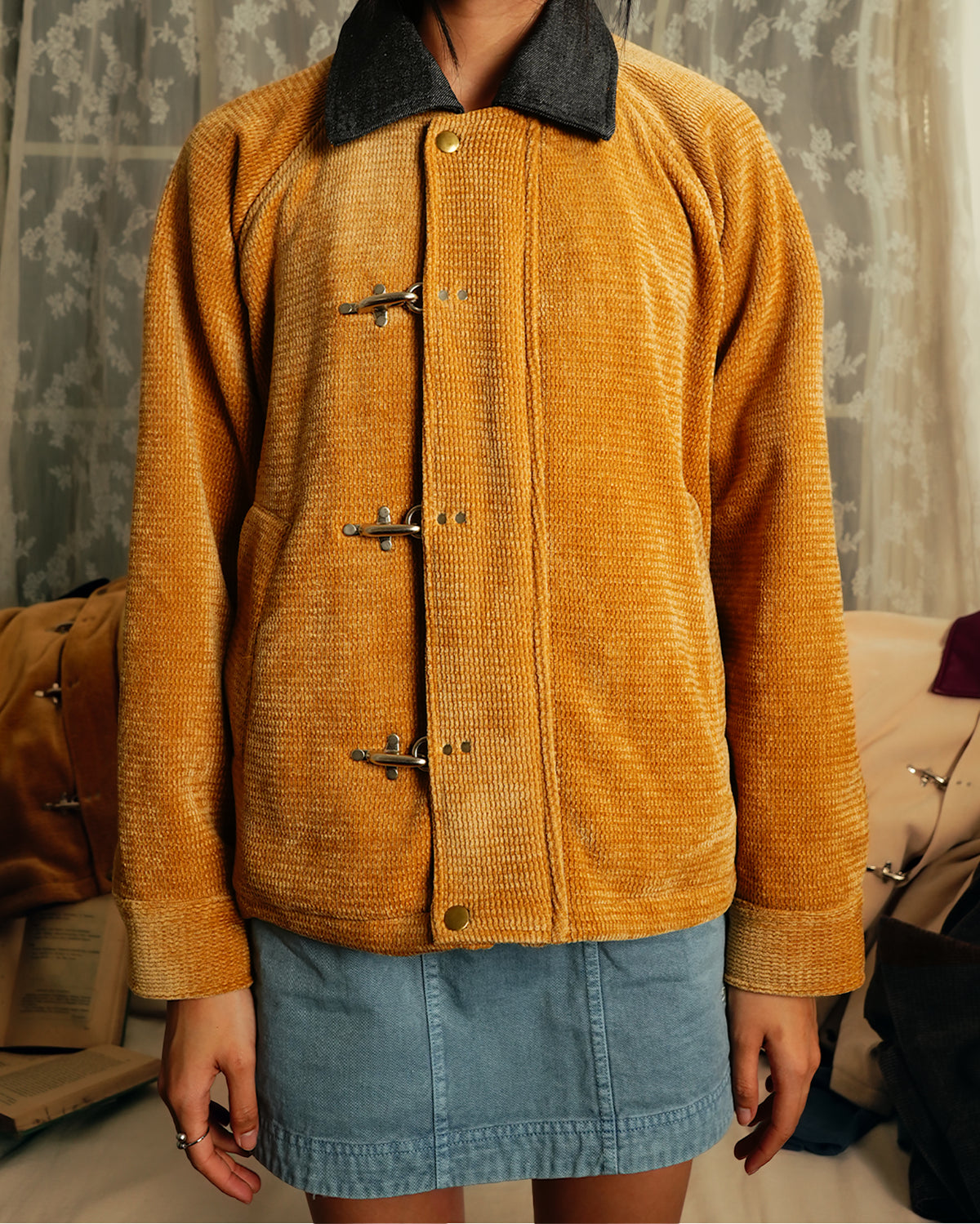 Corduroy Seaweed Clasp Jacket