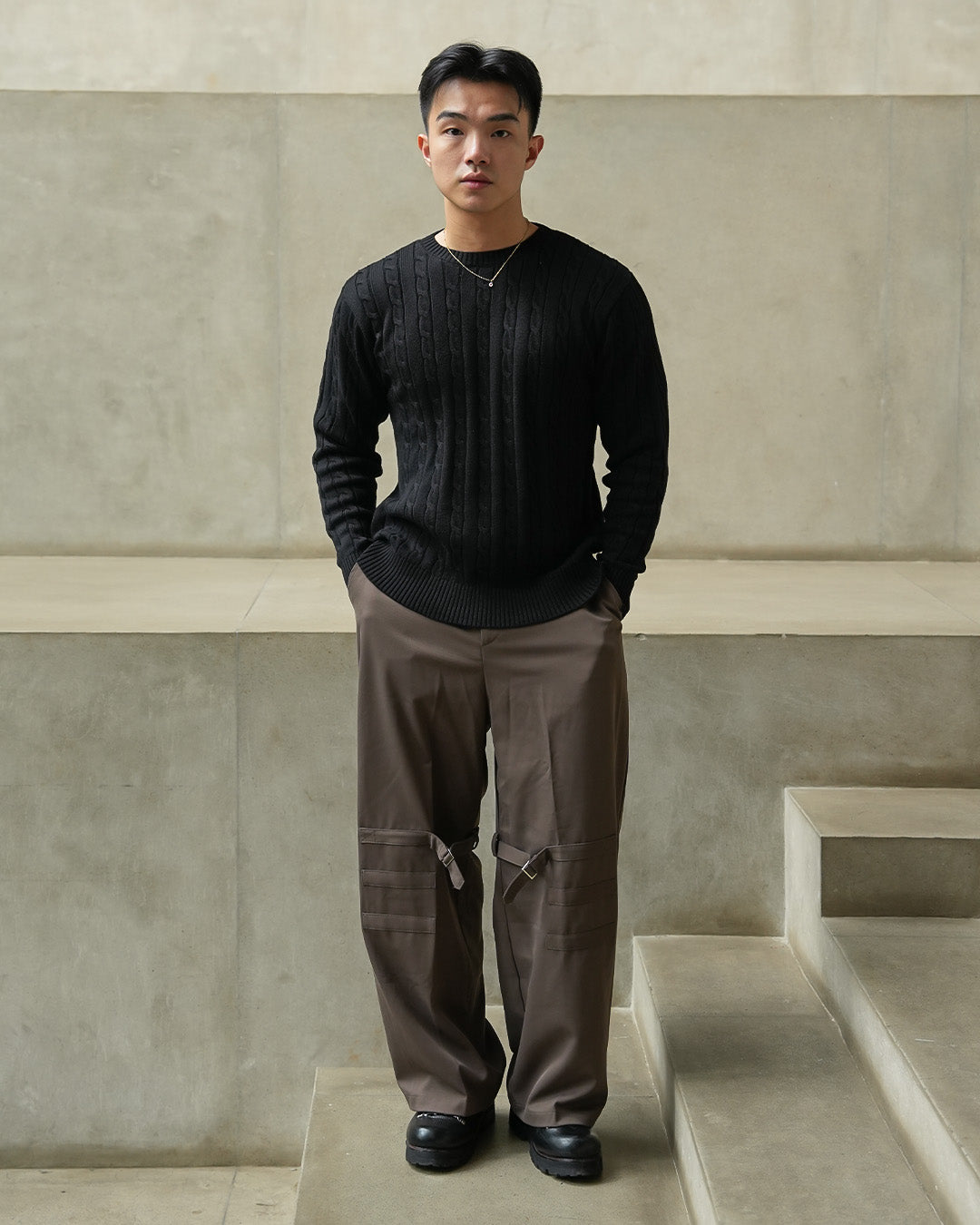 Crewneck Cable-Knit Cotton GG Sweater - Black