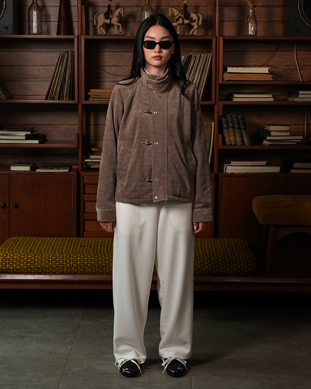 Corduroy Seaweed Clasp Jacket - Light Taupe