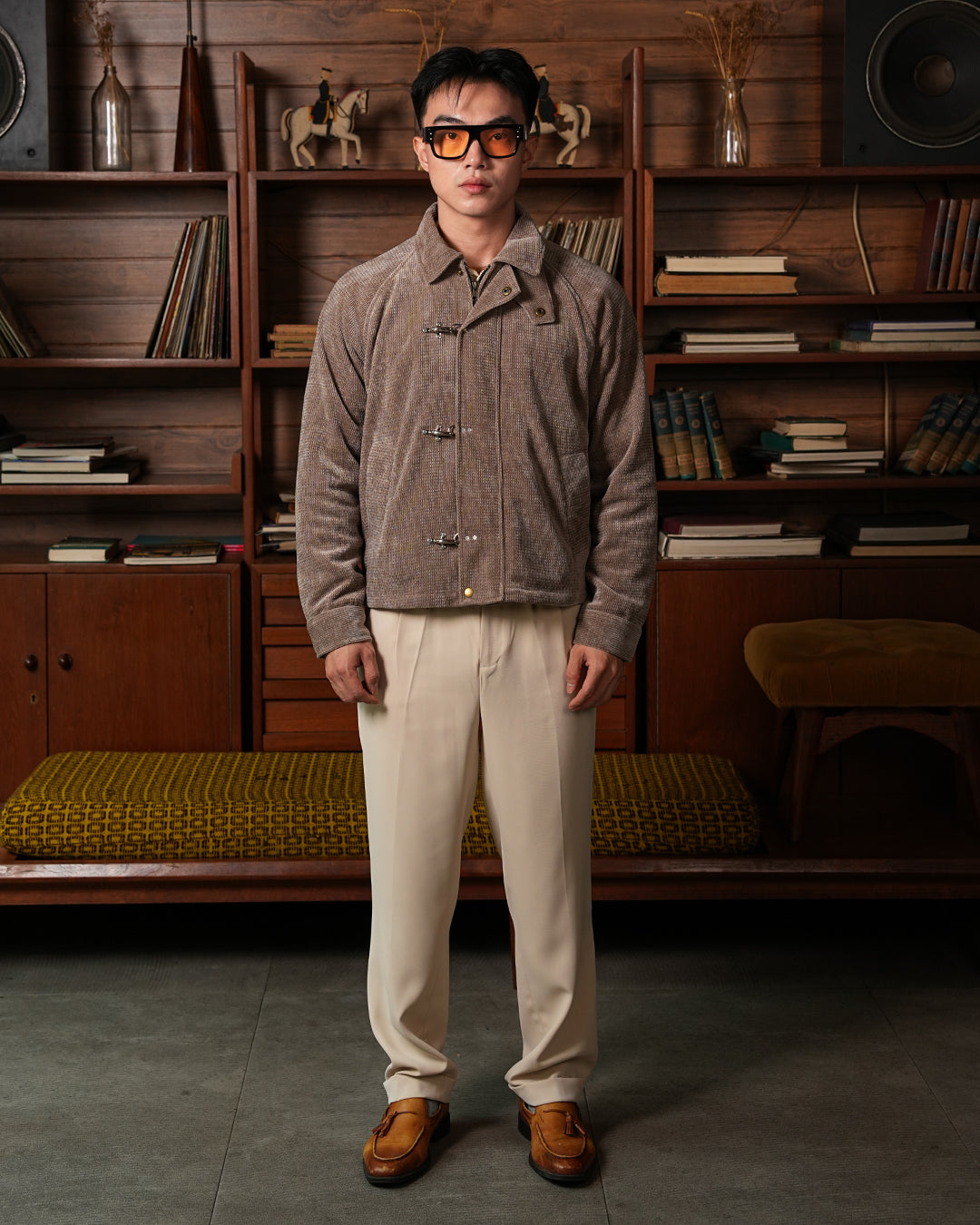 Corduroy Seaweed Clasp Jacket - Light Taupe