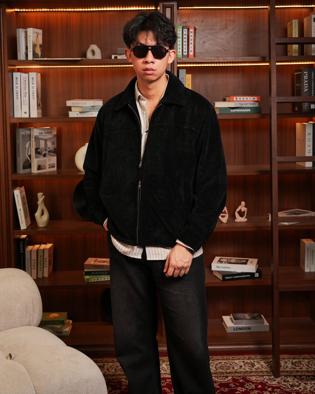 Corduroy Seaweed Minimal Jacket - Black