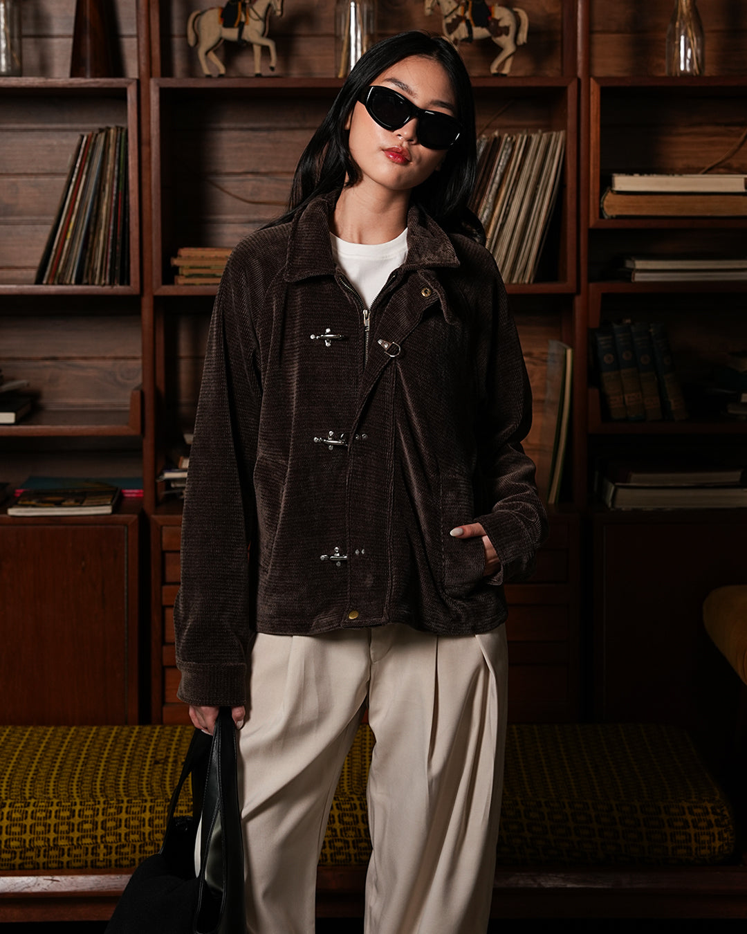 Corduroy Seaweed Clasp Jacket - Coffee