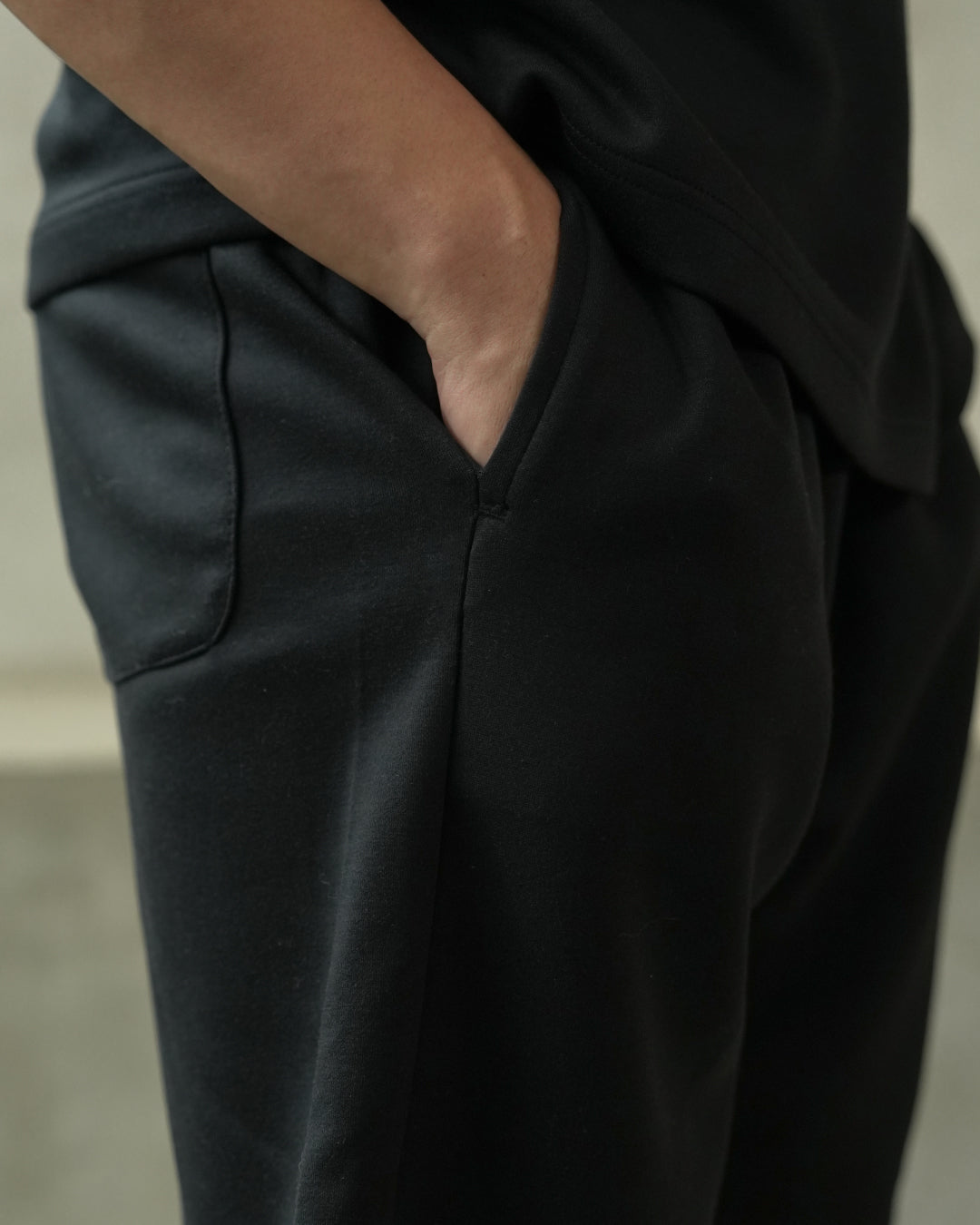 Short Sweatpants Boxy Modern Straight Fit - Jet Black