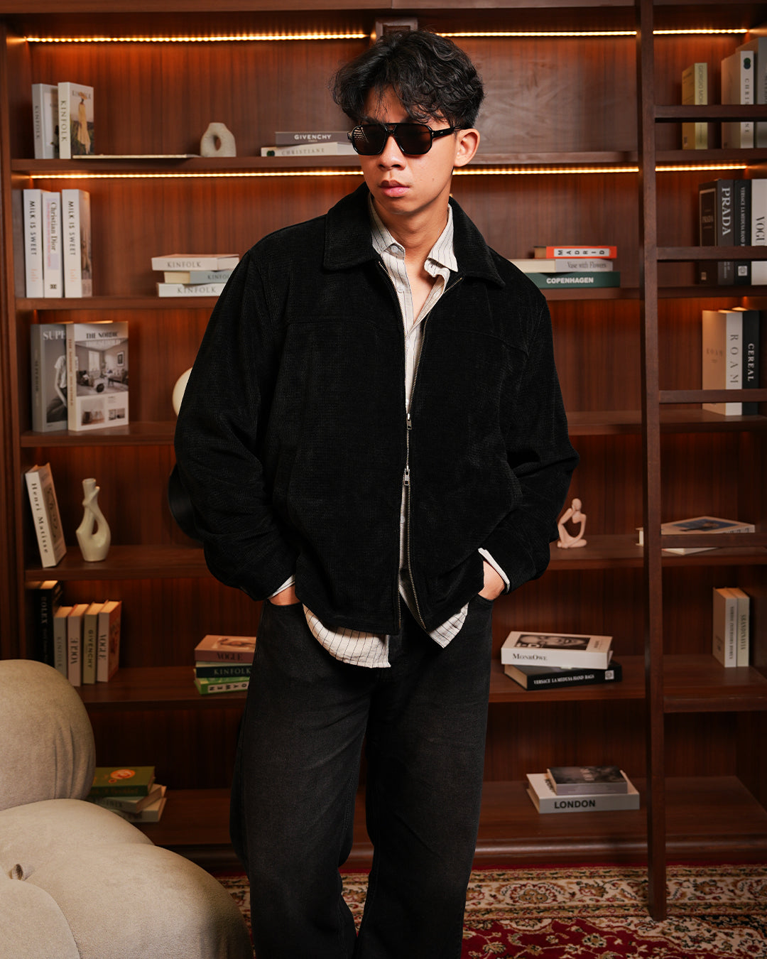 Corduroy Seaweed Minimal Jacket - Black